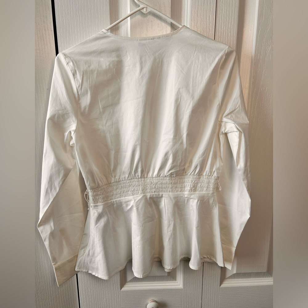 New York & Company Women’s Long Sleeve White V Neck Wrap Peplum Blouse S NWT - Picture 5 of 5